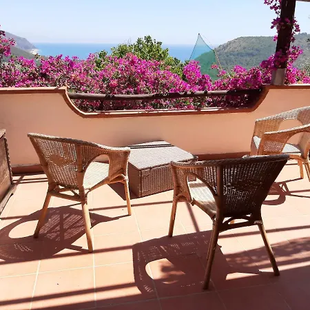Casa De Rosa Frühstückspension Palinuro