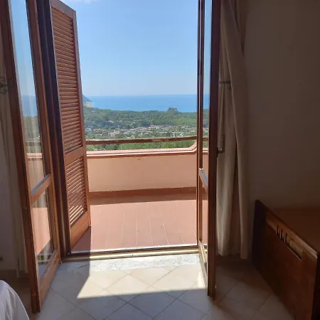 Casa De Rosa Frühstückspension Palinuro