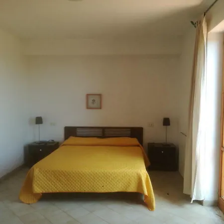 Casa De Rosa 4*